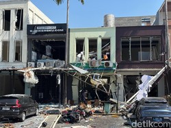 Ledakan di Pakuwon City Surabaya, Kendaraan-Bangunan Rusak