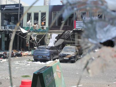 Ledakan di San Antonio Shopping Street Surabaya, Puluhan Bangunan Rusak