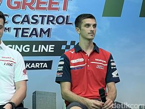 Adik Valentino Rossi Heran Lihat Makanan di Indonesia: Serba Digoreng