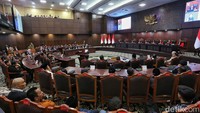 MK Tolak Gugatan Soal Syarat Pendidikan Wapres Gibran