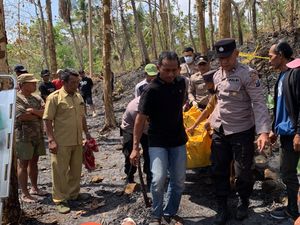 Nenek di Tulungagung Tewas Terbakar saat Bakar Daun Kering di Ladang