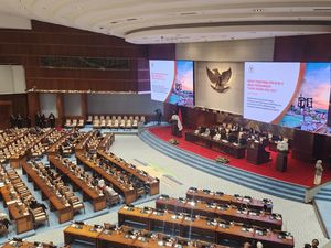 UU Ketenagakerjaan Baru Batasi Outsourcing, PHK Wajib Lewat Perundingan