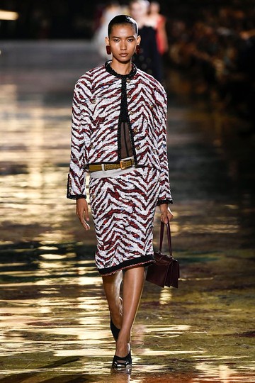 Langkah Perdana Model Asal Yogyakarta Menembus Panggung Paris Fashion Week Bersama Chanel