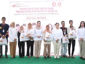 PP PIRA Gelar Pemeriksaan Mata dan Bagikan 500 Kacamata Gratis di Serang