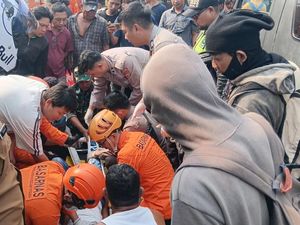 Video: Kecelakaan Beruntun 10 Kendaraan di Lampung, 2 Tewas-5 Luka