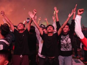 Timnas Angkat Trofi, Pedagang di Nobar Bogor Ketiban Berkah