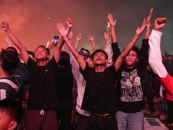Timnas Angkat Trofi, Pedagang di Nobar Bogor Ketiban Berkah