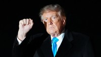 Patung Donald Trump Telanjang Dipajang di Parlemen Eropa, Jadi Tontonan