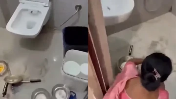 Jorok! Pegawai Toko Ketahuan Cuci Alat Masak di Lantai WC