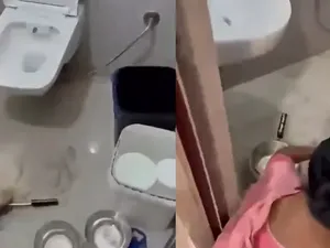 Jorok! Pegawai Toko Ketahuan Cuci Alat Masak di Lantai WC