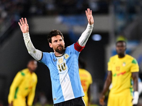 Messi Sudah Jebol 40 Negara!