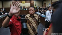 Mantan Jampidsus Febrie Adriansyah Jalani Sidang Perdana Kasus TPPU