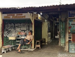 Palasari, Suaka Terakhir Pencari Buku Murah di Bandung