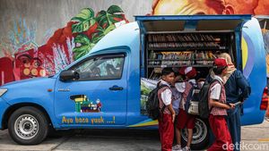 Perpustakaan Keliling Bahtera LiteraSEA Bangkitkan Semangat Literasi Pelajar