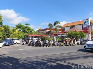 Sudah Antre Panjang, Ternyata Pertalite Habis