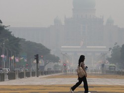 Sekolah di Malaysia Tutup Akibat Asap Karhutla