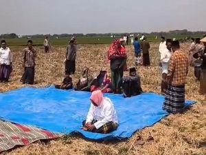 Viral Warga di Bojonegoro Salat Minta Hujan Sore Langsung Dikabulkan
