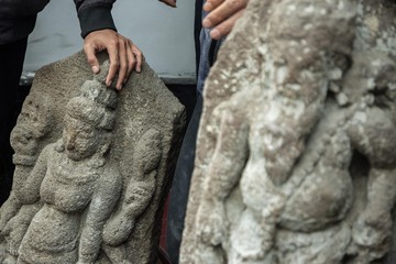 Dua Artefak Abad Ke-11 Diserahkan ke Pemkot Bandung untuk Dilindungi