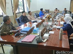 Guru PAUD Indramayu Menanti Insentif