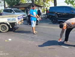 Senggolan 2 Pemotor di Mojokerto, 1 Kritis-1 Tewas