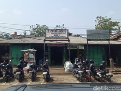 Pasar Jatayu Bandung: Dari Loak Barang Antik Internasional Jadi Pusat Onderdil