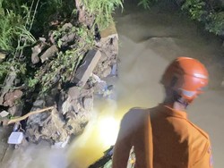 Tanggul Irigasi di Cimanggu Bogor Jebol gegara Kali Meluap Saat Hujan