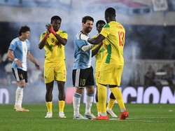 Dilarang Foto dengan Messi dan Bertukar Jersey, Benin Protes!