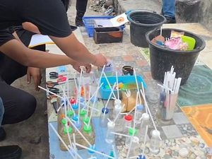 Penggerebekan Narkoba di Kampung Boncos, Bareskrim Temukan Puluhan Bong
