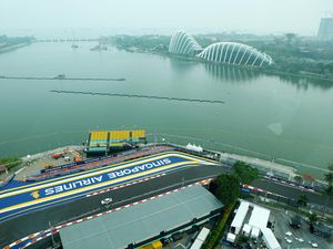 Kabut Asap Karhutla RI Merajalela, Singapura Tetap Lanjutkan Balapan F1