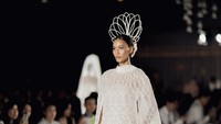 Foto: Koleksi Gaun Pengantin SEBASTIANsposa, Interpretasi Modern Era Romantis