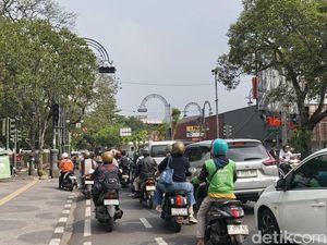 Lampu Merah Cihapit Padam, Pengendara Keluhkan Kondisi Lalin