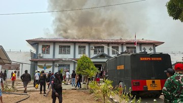 Razia Hp Berujung Lapas Merauke Diduga Dibakar, Sejumlah Napi Kabur