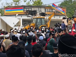 Indomaret di Pamekasan Dirusak Pakai Ekskavator, Polisi Turun Tangan