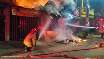Rumah di Pamulang Hangus Terbakar, Diduga Dipicu Mesin Pompa Air Korslet