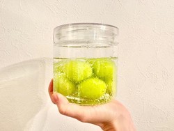 Cobain Rendam Anggur Muscat dalam Air Karbonasi, Gimana Ya Rasanya?