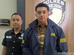 DC Pinjol Teror Wanita Gresik Pakai Foto Porno Diburu hingga Luar Pulau