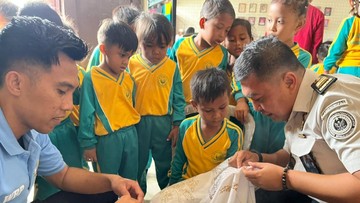 Ceria! Anak-anak TK di Sumenep Edutrip Membatik di Rutan Sumenep