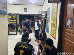 Polisi Gerebek Tempat Diduga Pesta Sabu di Pangkalpinang