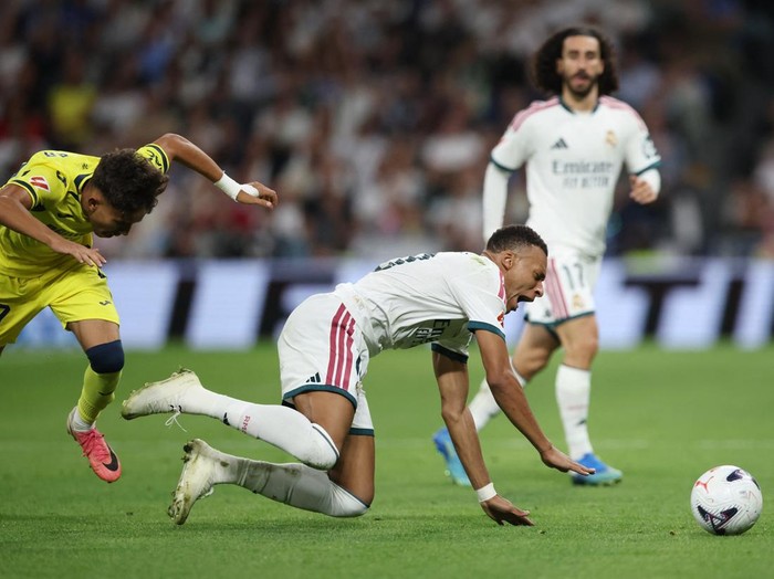 Laga Tegang di Bernabeu: Madrid Lolos Tipis Meski Kehilangan Vinicius Jr (4)