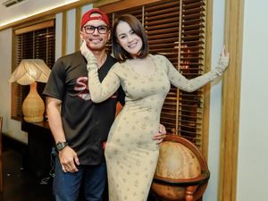 Kata Suami soal Penampilan Jennifer Dunn yang Curi Perhatian