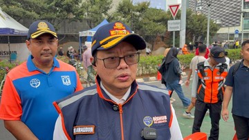 Dishub DKI Kerahkan Pejabat hingga PJLP Atur Lalin di Titik Macet Pagi