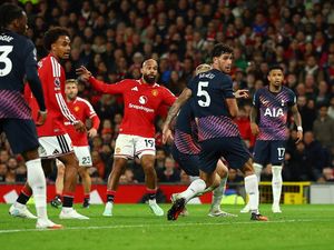 MU Vs Tottenham: Setan Merah Ditahan 10 Pemain Spurs 1-1