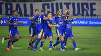 Singgung Marc Klok, Pelatih Cong-Viettel Janji Sikat Persib