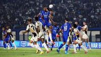 Hasil Persib Vs Dewa United: Maung Bandung Comeback, Imbang 2-2