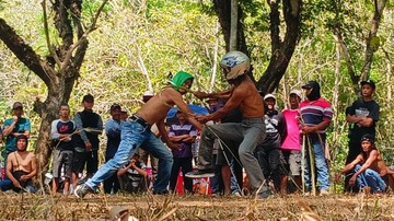 Tradisi Tiban di Trenggalek Bakal Dihelat hingga Hujan Turun
