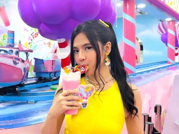 DJ Una Jelajahi Kuliner Dunia: Dari Brunch Santai di Bali hingga Jajan di Disneyland Hong Kong