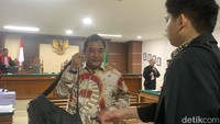 Bahtiar Dicecar Pernah ke Rumah Terdakwa Korupsi Bibit Nanas