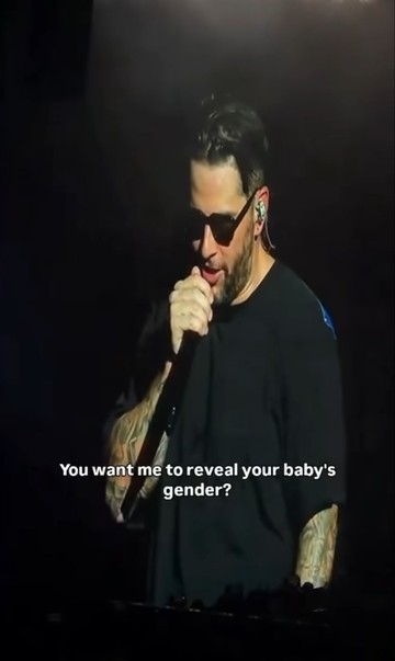 Romansa di Konser Avenged Sevenfold Jakarta: Dari Pinangan Manis hingga Pengumuman Bayi oleh M. Shadows