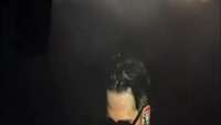 Viral Konser Avenged Sevenfold di Jakarta: Ada Lamaran dan Gender Reveal Bayi