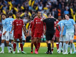 Kartu Merah Gravenberch Sulitkan Liverpool